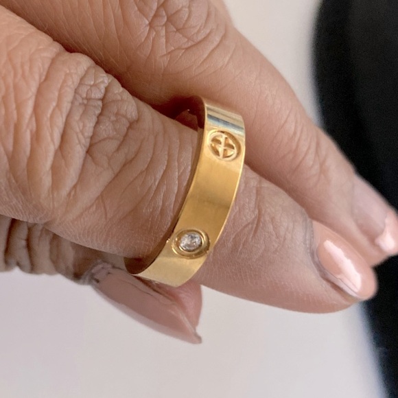 CZ ring screw top finish with cz stone - Picture 2 of 2